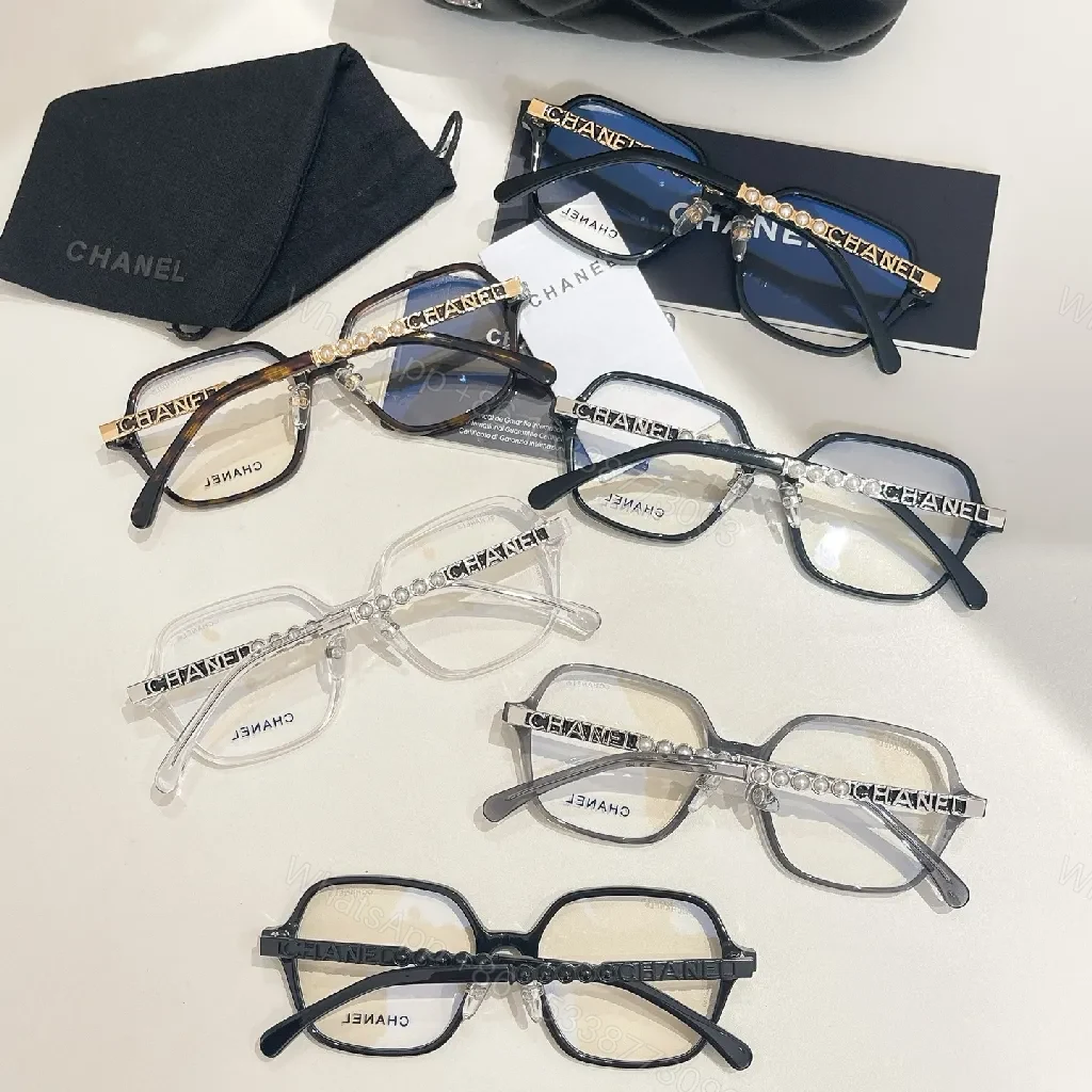 View 9 of Transparent Frame Reading Glasses: Modern Luxury, Lightweight Comfort
