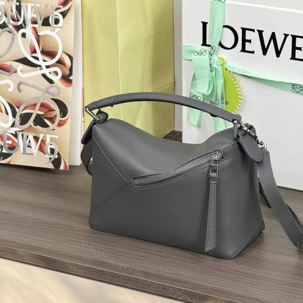 View 2 of 高仿Loewe*Puzzle系列6862單肩包灰色小號免檢版