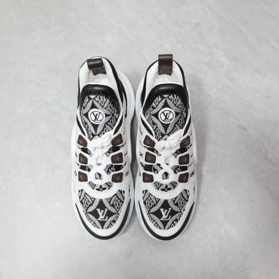 View 2 of LV ARCHLIGHT SNEAKER – LSVM025