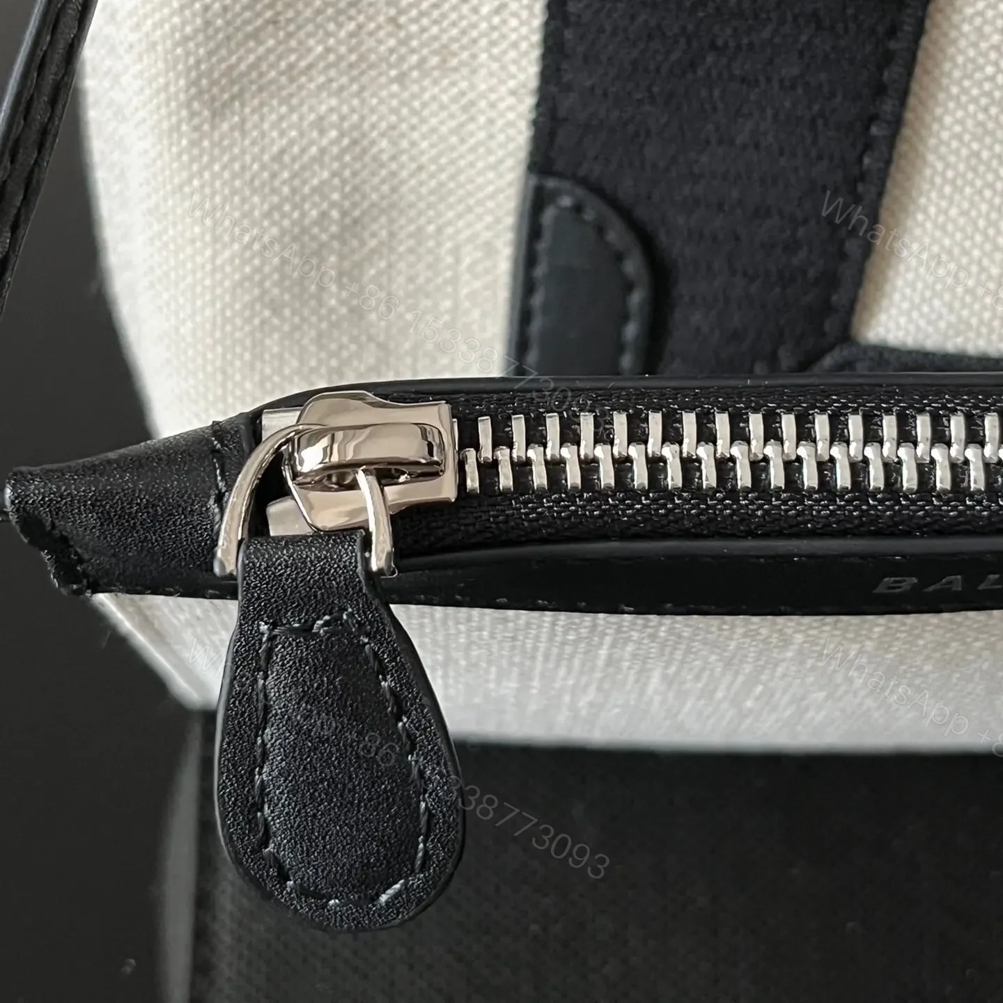View 15 of 高仿BalenciagaNavyCabas帆布Tote包26CM