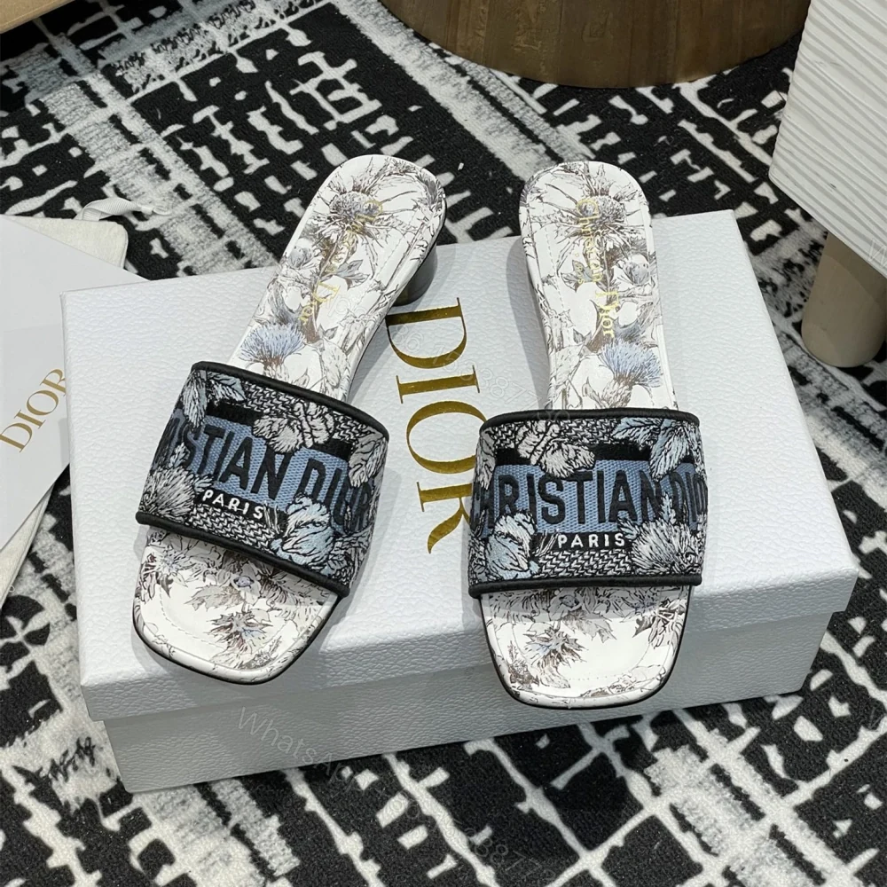 高仿Dior*Dway系列KCO224圓頭套腳拖鞋短踭藍色彩花免檢版 — view 1