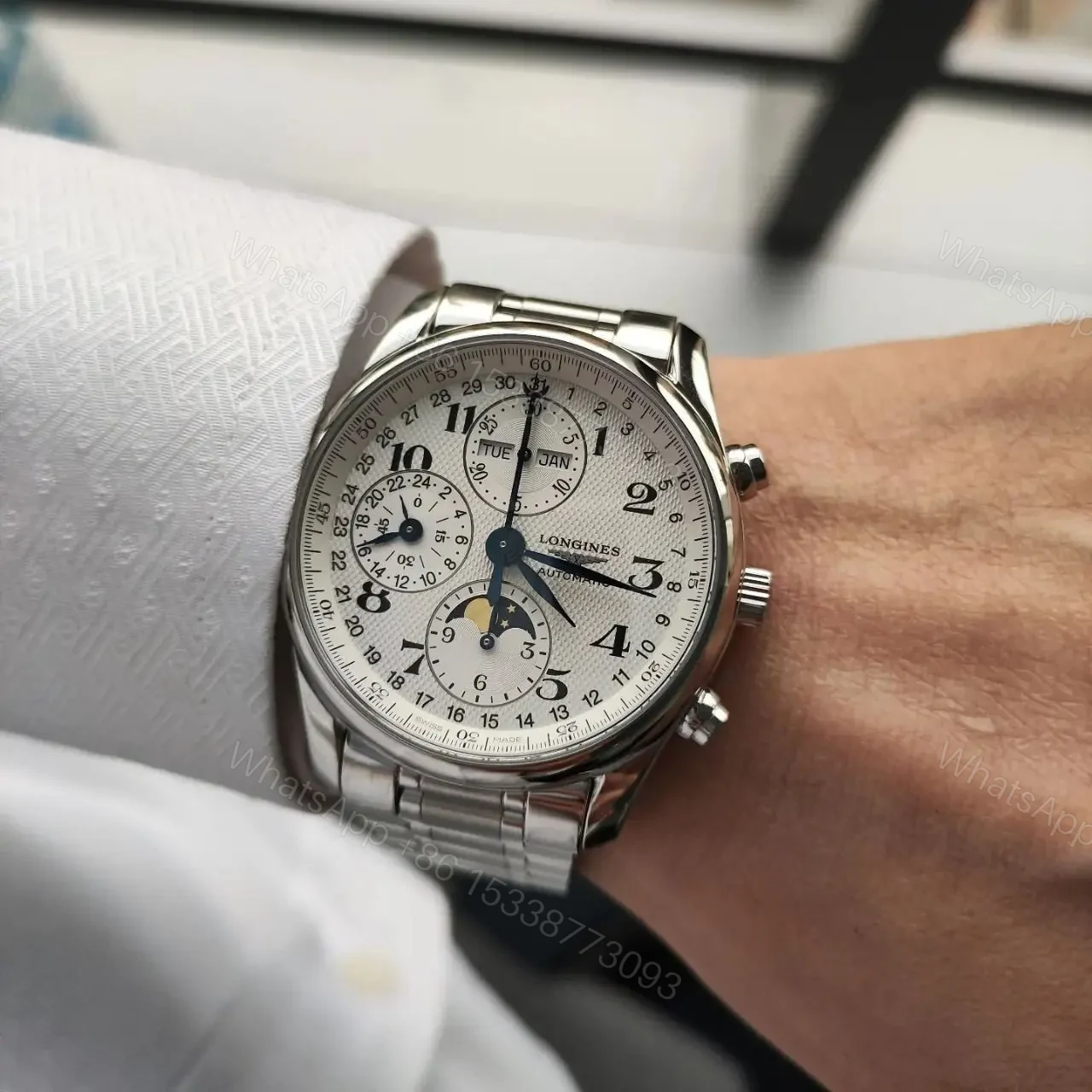 View 3 of #Model No-L2.673.4.78.6 #Premium Automatic #Features-•Case size-42mm