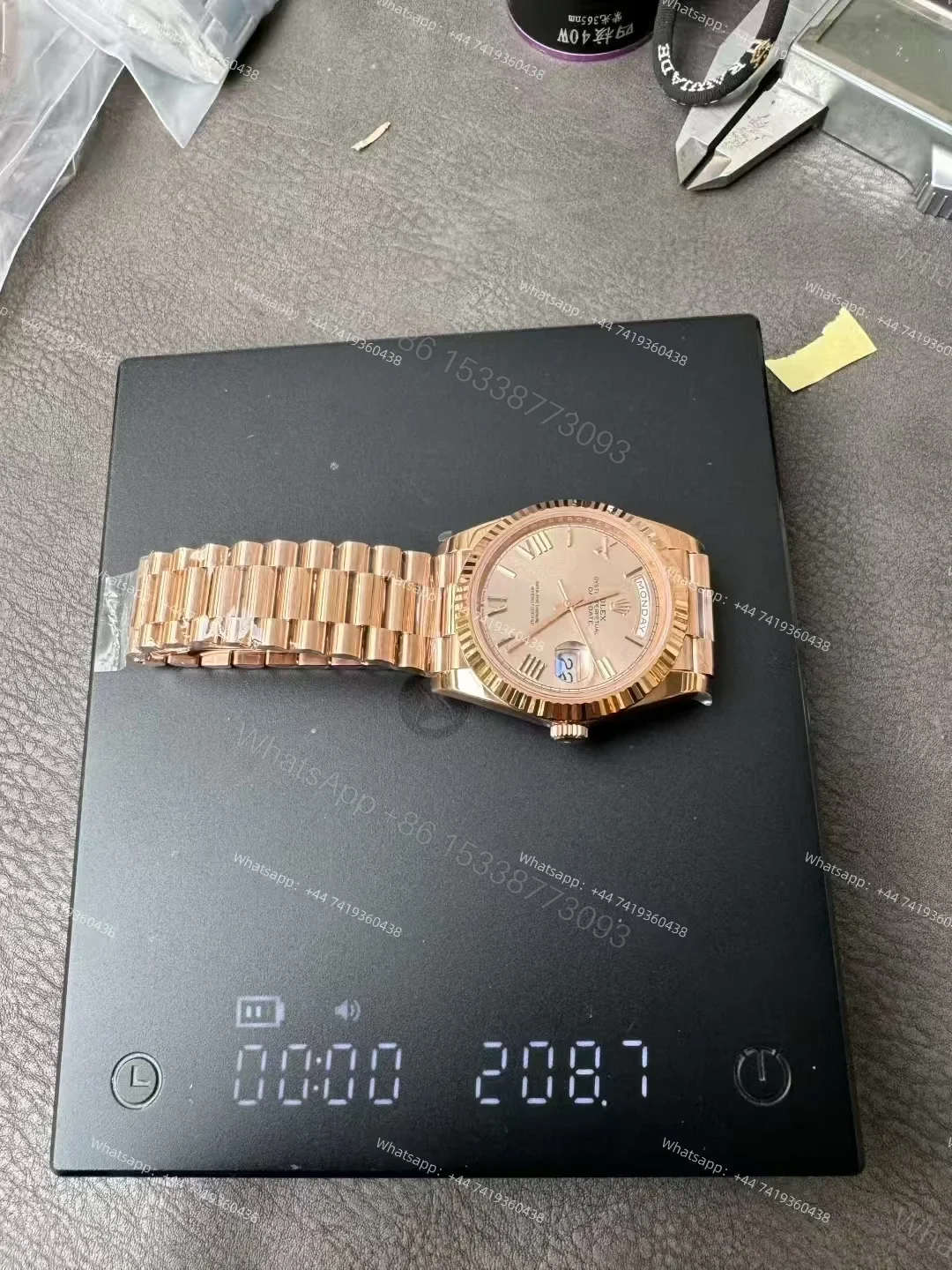 View 7 of Rolex Day-Date M228235-0001 1:1 Replica Rose Gold Dial 40MM 3255 Movement Presidential Bracelet Super Clone Watch