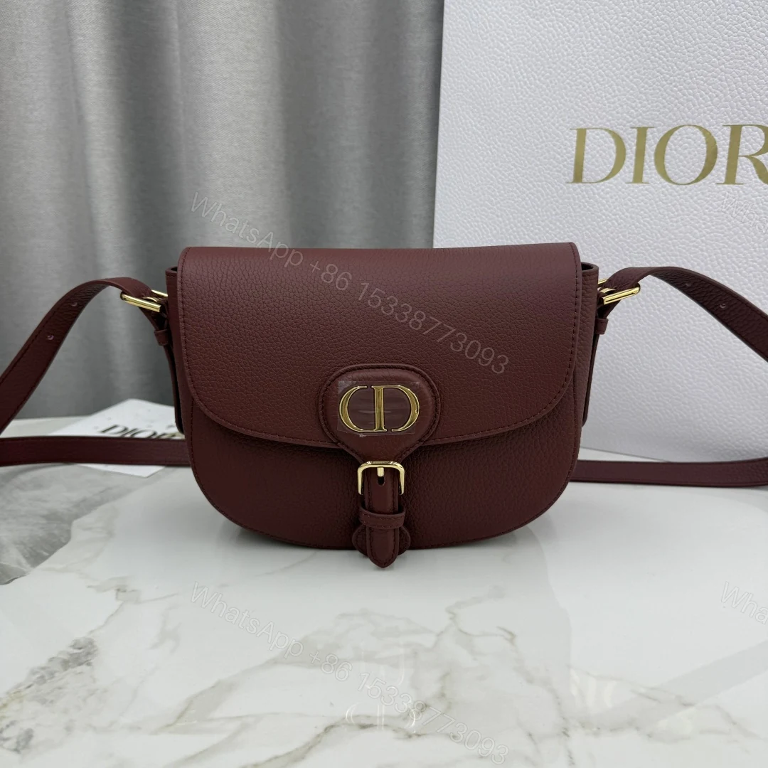Dior 原單酒紅荔枝紋Bobby半月包 女士經典款氣質手提斜背兩用 — view 1