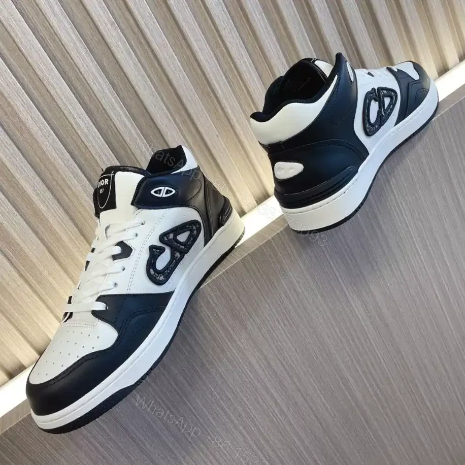 View 4 of B57 MID-TOP SNEAKER DIOR OBLIQUE JACQUARD – CD124