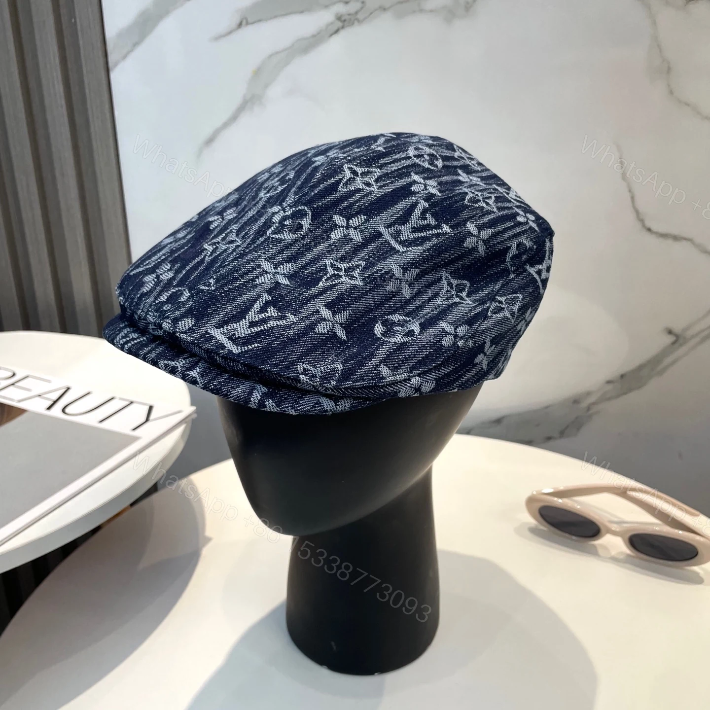 LV 一比一報童帽 丹寧老花布 經典復古風格設計 — view 1