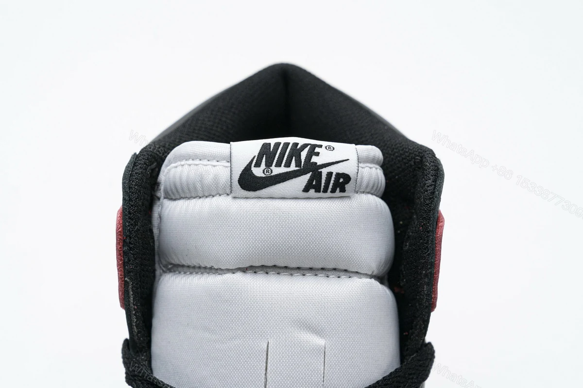 Air Jordan 1 Retro Black Toe (2016) 555088-125 — view 2