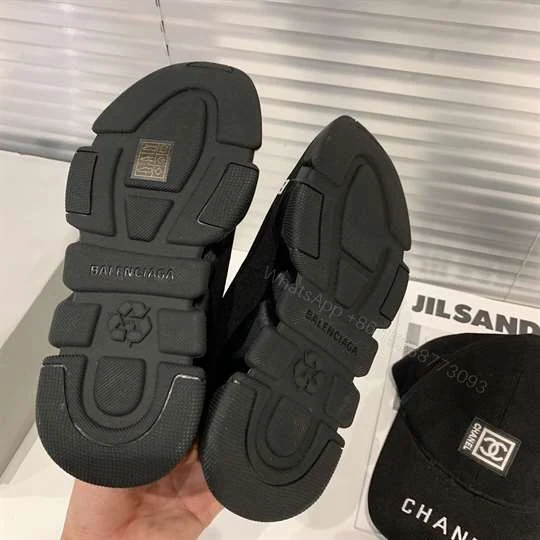 View 10 of BALENCIAGA MEN’S SPEED 2.0 SNEAKER – BB157