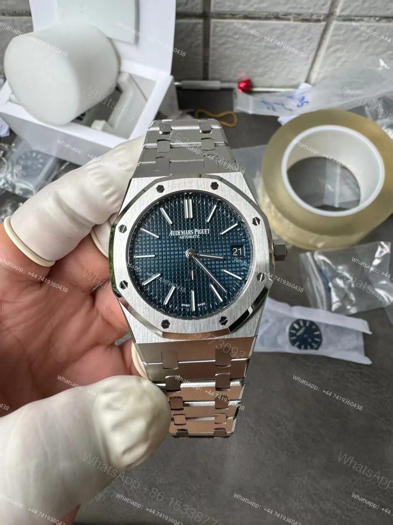 View 7 of Audemars Piguet Super Clone Royal Oak “Jumbo” Extra-Thin 15202ST 39mm