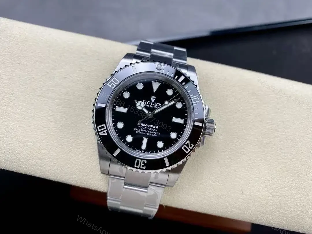View 4 of Rolex Submariner Date 41mm ( 2025 ) 126610NL Replica
