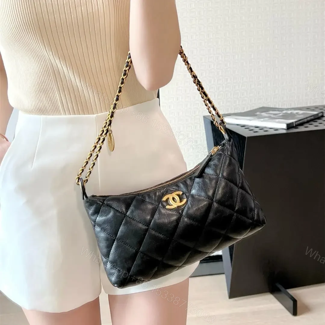 View 20 of 高仿Chanel*25S系列AS5528小羊皮腋下包黑色免檢版