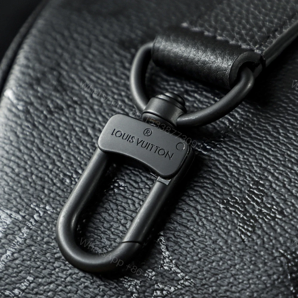 View 13 of 高仿LV*Keepall35系列M28370男士單肩包免檢版