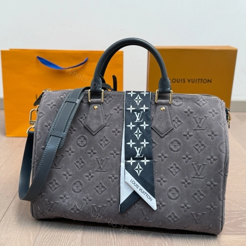 View 7 of Louis Vuitton Speedy P9 Bandoulière 40 Gray 40Cm M15225