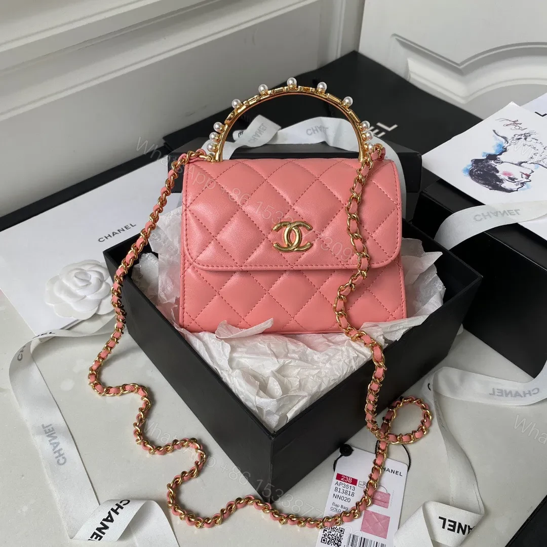 Chanel Woc Pink Handbags With Pearl Handle 11.5×14.5×5.5cm — view 1