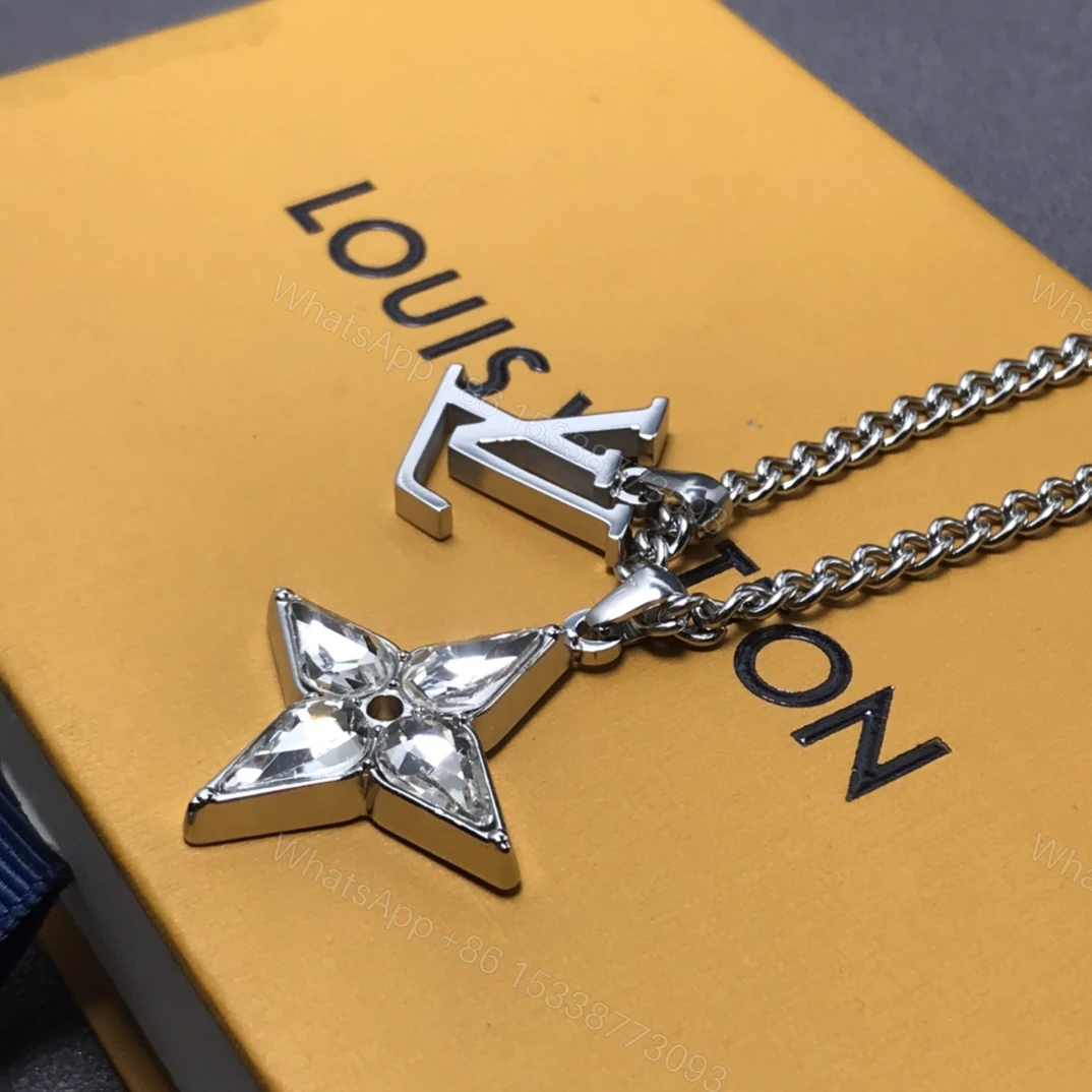 View 2 of EN – Lux LV Necklaces 046