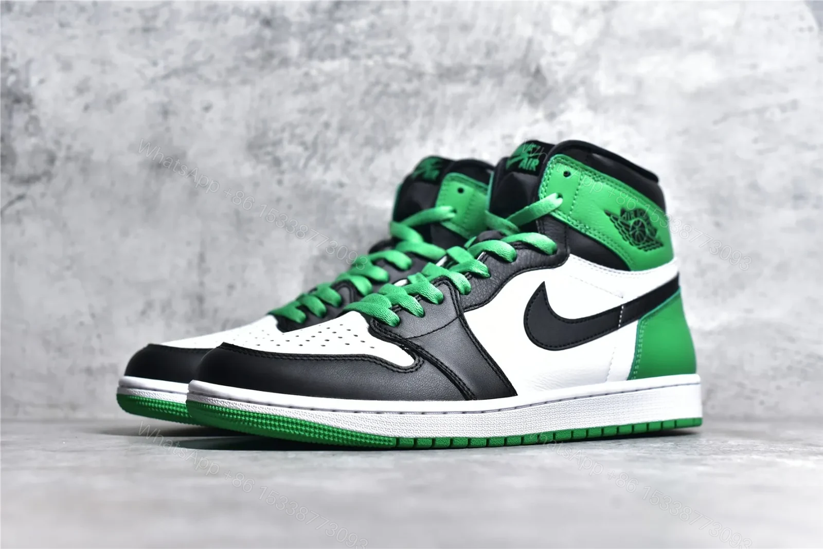 View 2 of Air Jordan 1 Retro High “Lucky Green” Black Reps