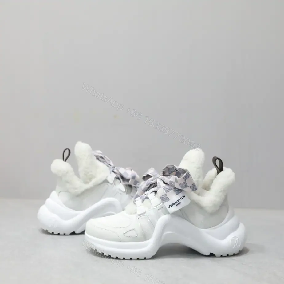 View 6 of LV ARCHLIGHT SNEAKER – LSVM020
