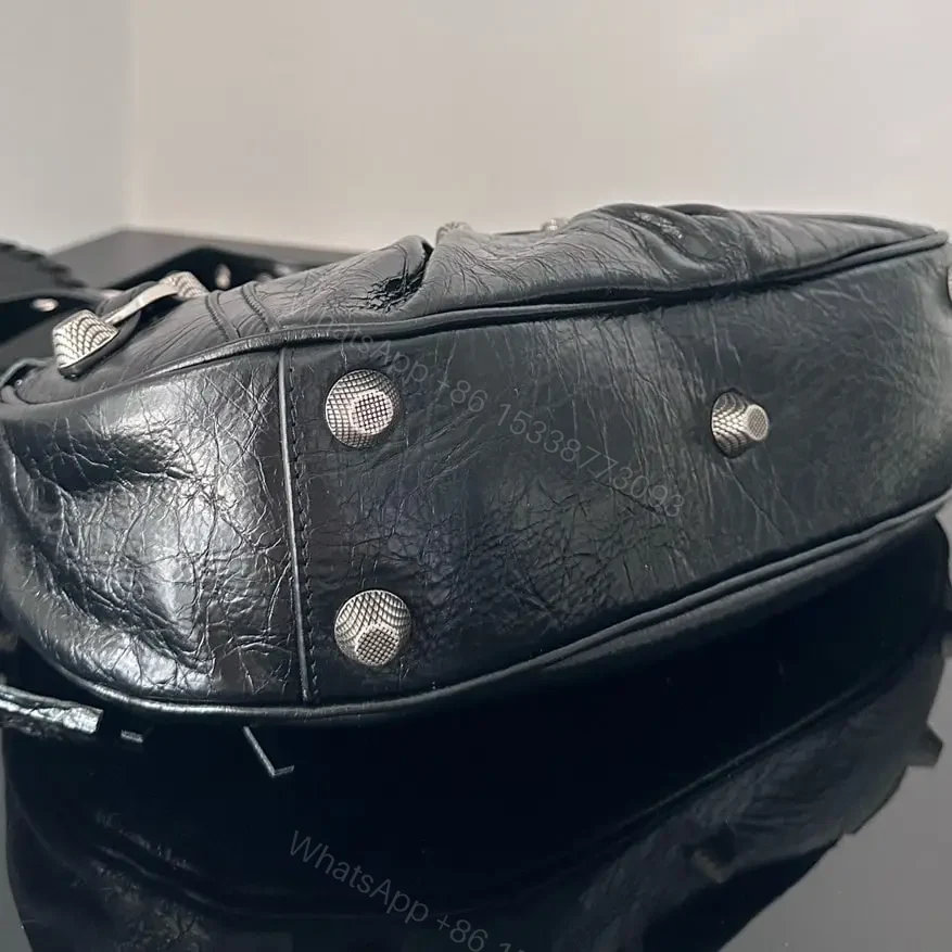 View 8 of 高仿Balenciaga*LeCagole朋克單肩包黑色S