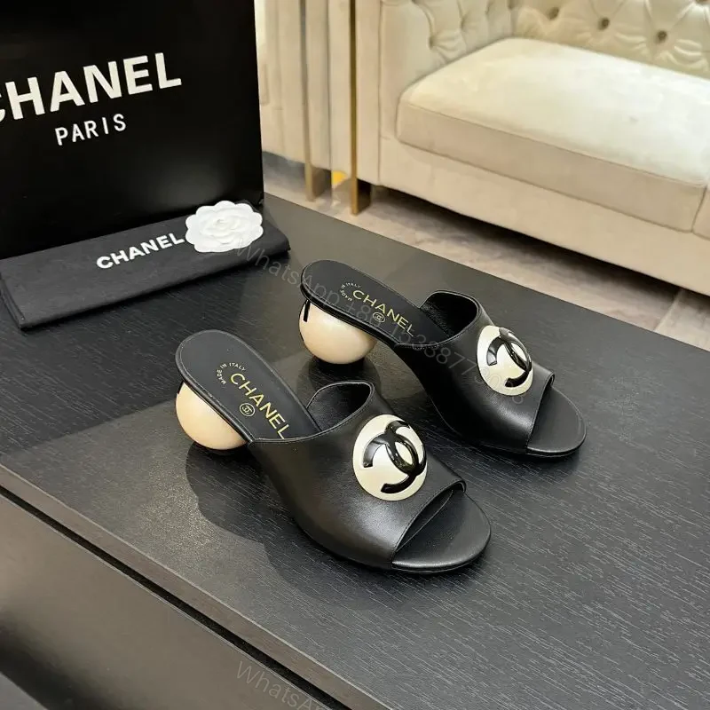 Logo-Hardware Open-Toe Slide: Luxe Comfort, Bold Statement — view 1