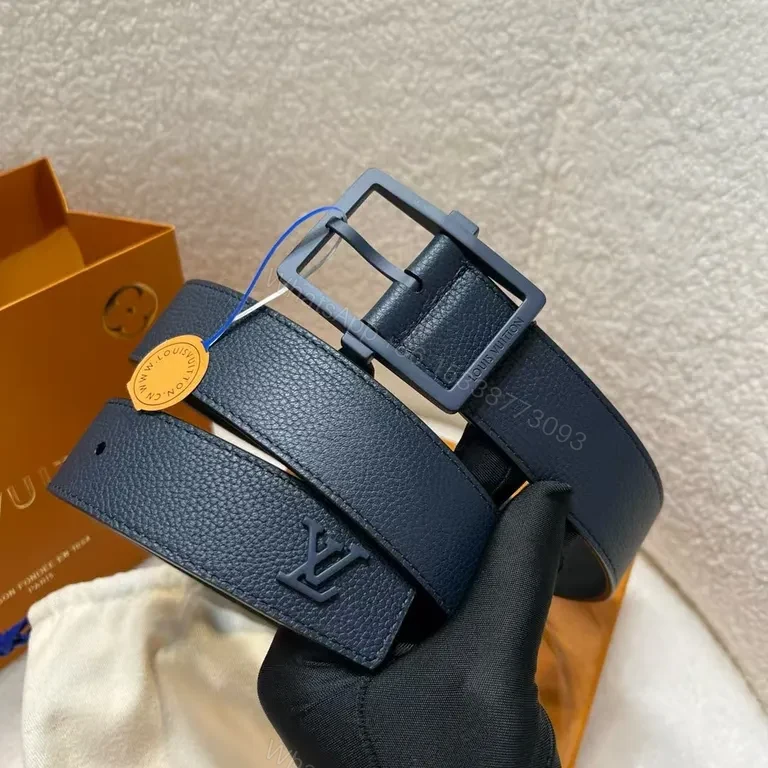 Blue Velvet Belt Navy Full-Grain Leather with LV Buckle — view 1