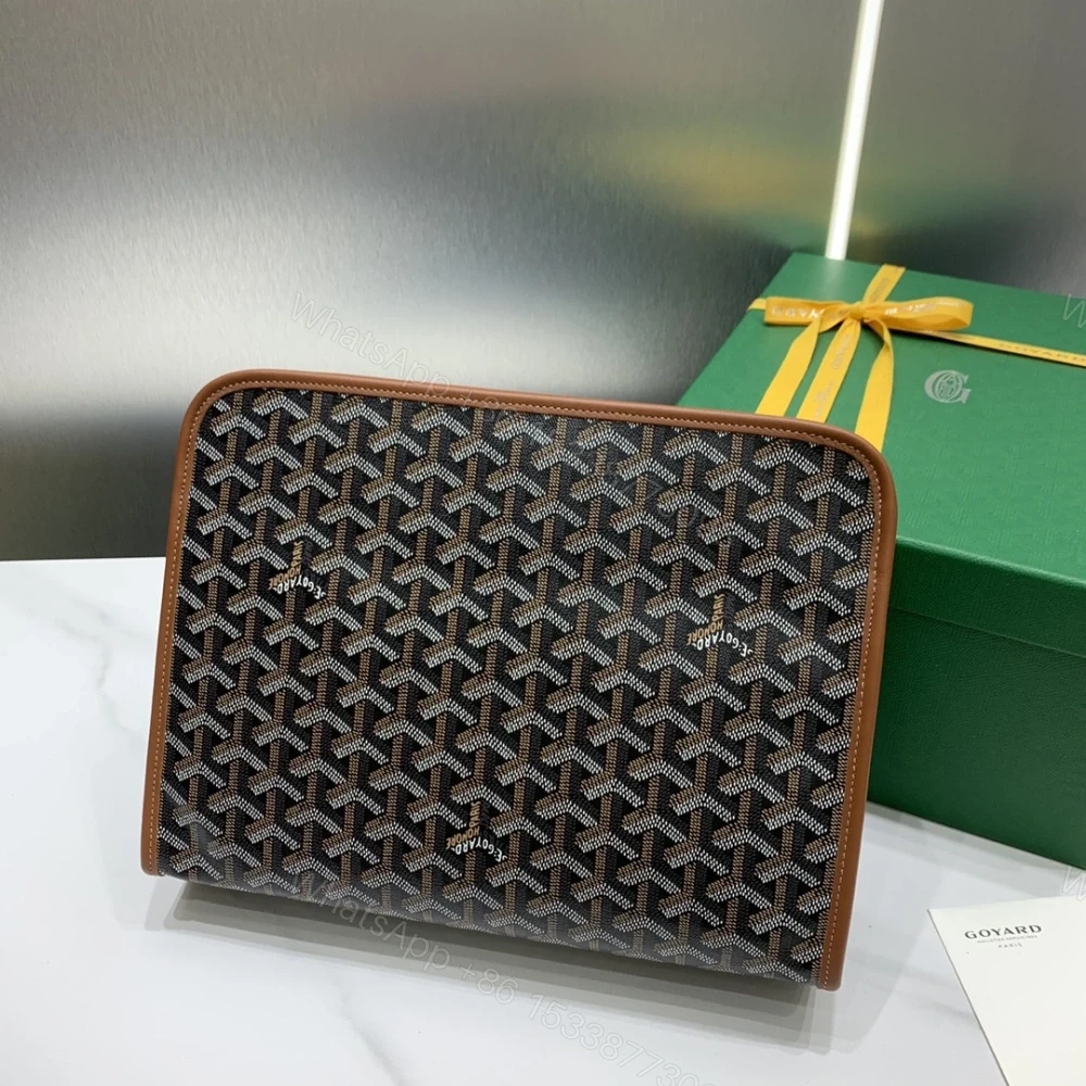 View 9 of 高仿Goyard*JOUVEM2多功能洗漱手拿包棕色大號免檢版