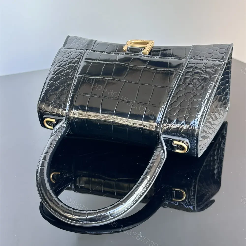 View 8 of 高仿BalenciagaHourglass系列鱷魚皮沙漏包S