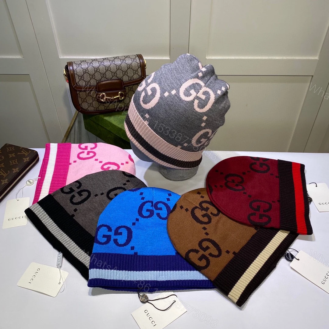Gucci高仿GG老花寬版針織帽 撞色條紋點綴 實用百搭單品 — view 1