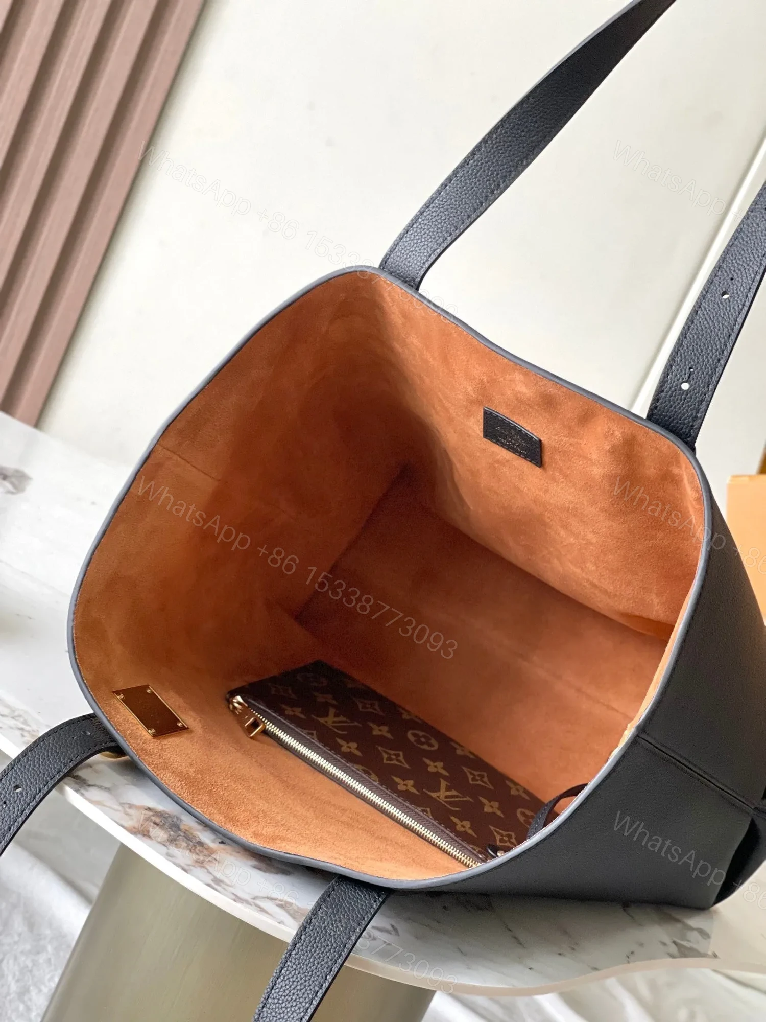 View 6 of LV Low Key Cabas MM Black Colour