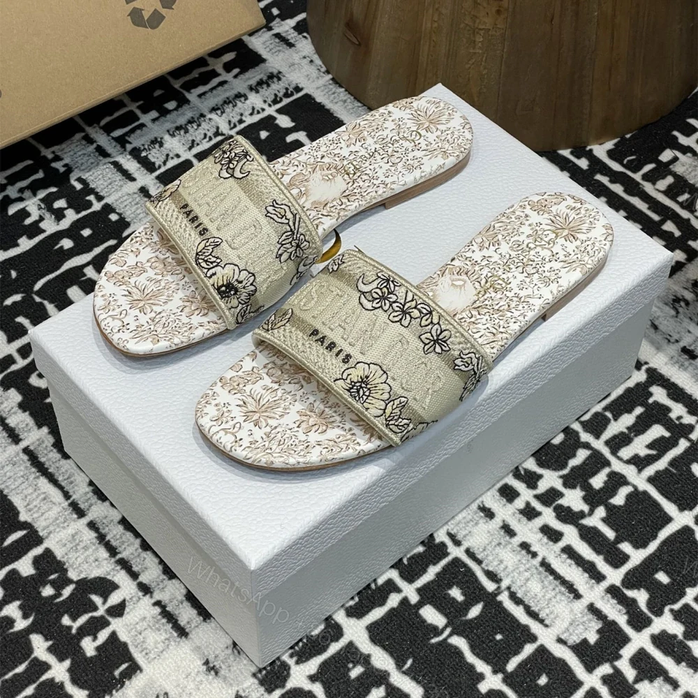 View 3 of 高仿Dior*Dway系列KCO211圓頭套腳拖鞋平底金色印花免檢版
