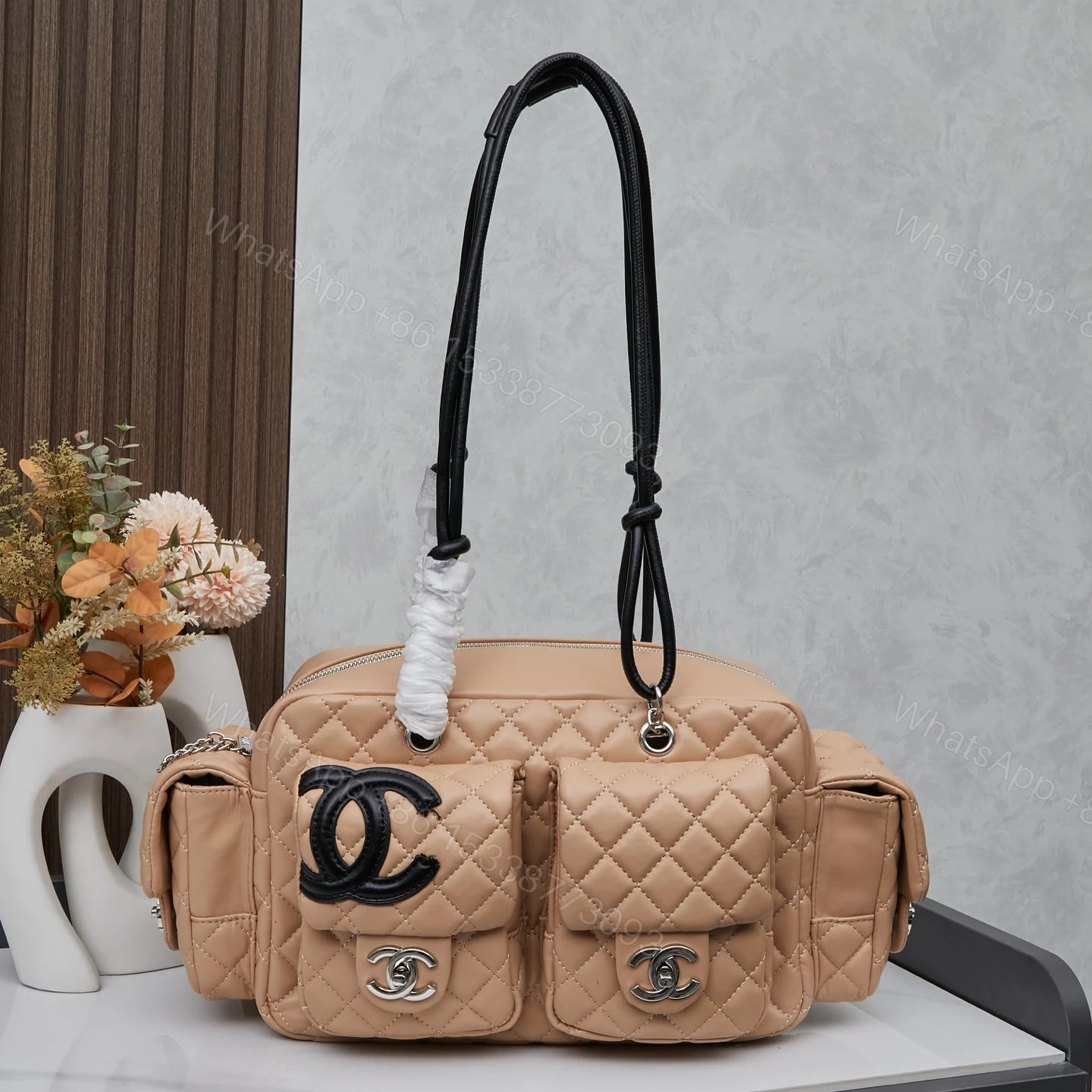 Chanel 高仿 女款多口袋手提包 實用輕盈日常百搭設計 2025人氣推薦 — view 1