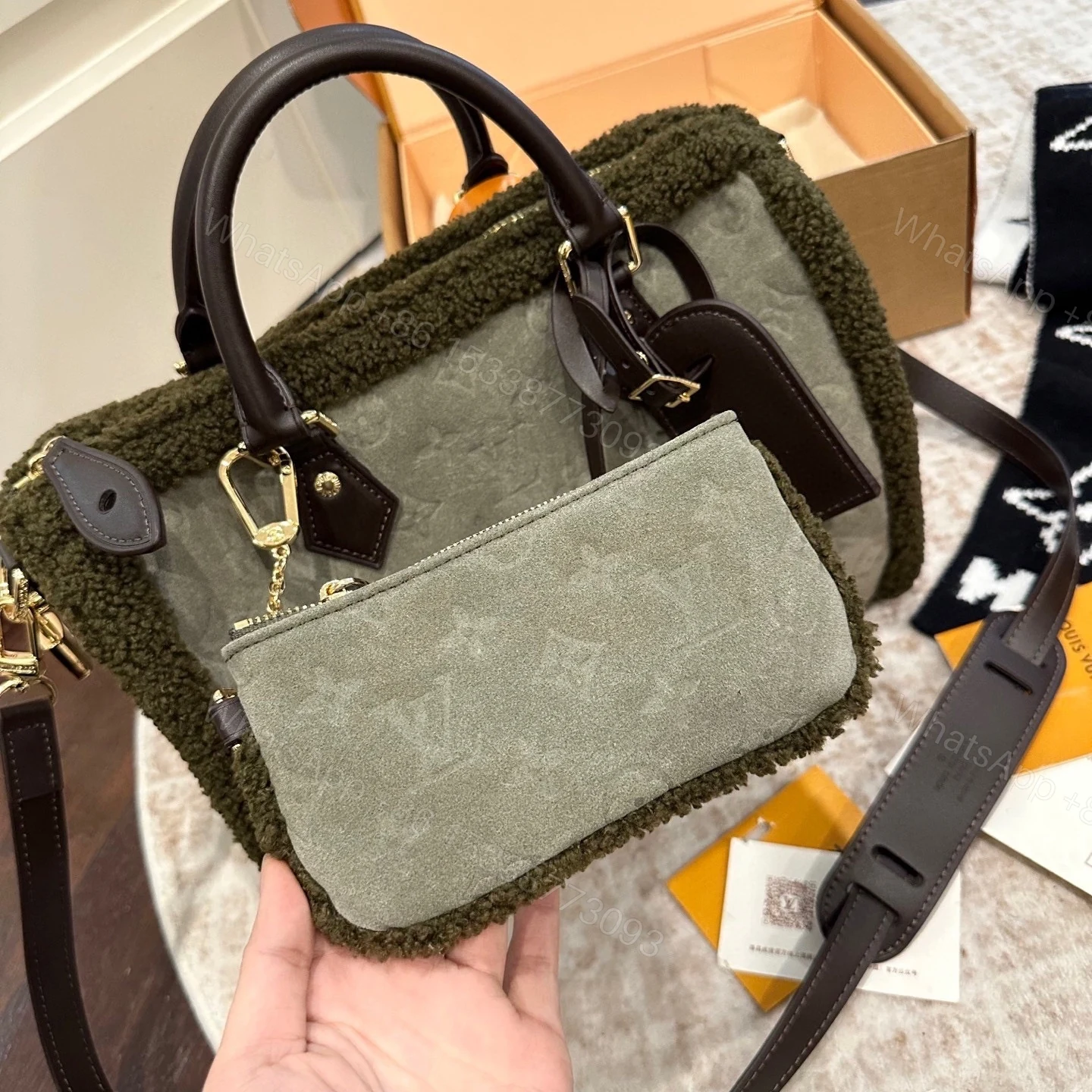 View 3 of Louis Vuitton Speedy P9 Bandoulière 30 Khaki 30Cm M27014