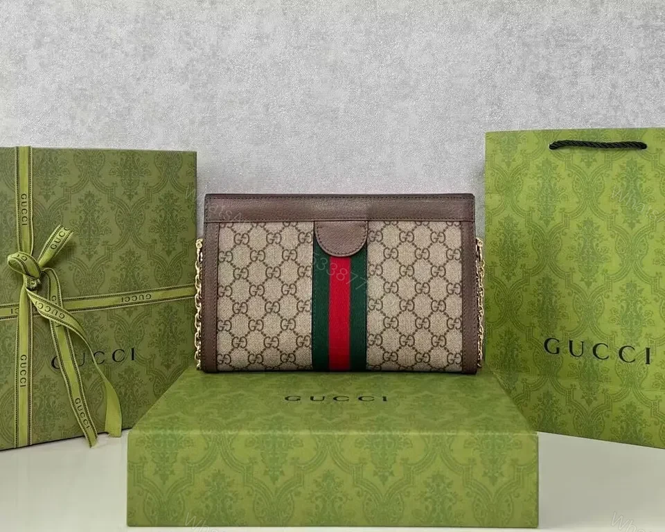 G GG Supreme Wallet with Web Detail - Everyday Luxury — view 1