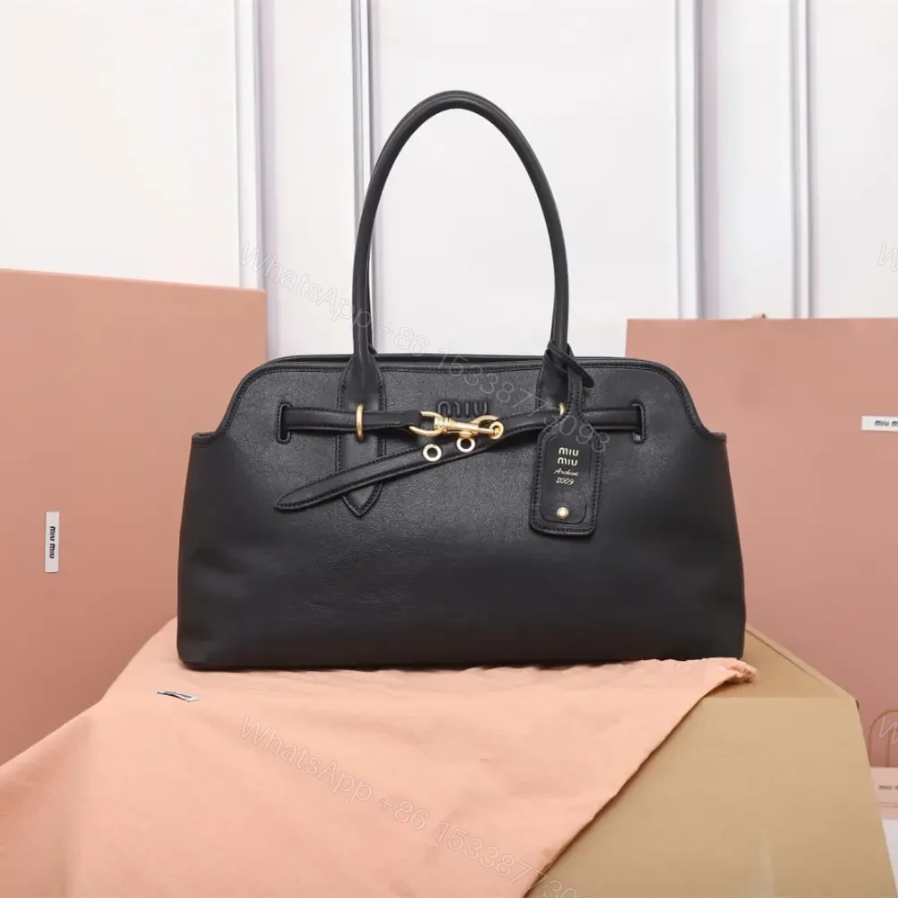 高仿miumiu*Aventure系列5BG310小牛皮Tote手袋黑色免檢版 — view 1