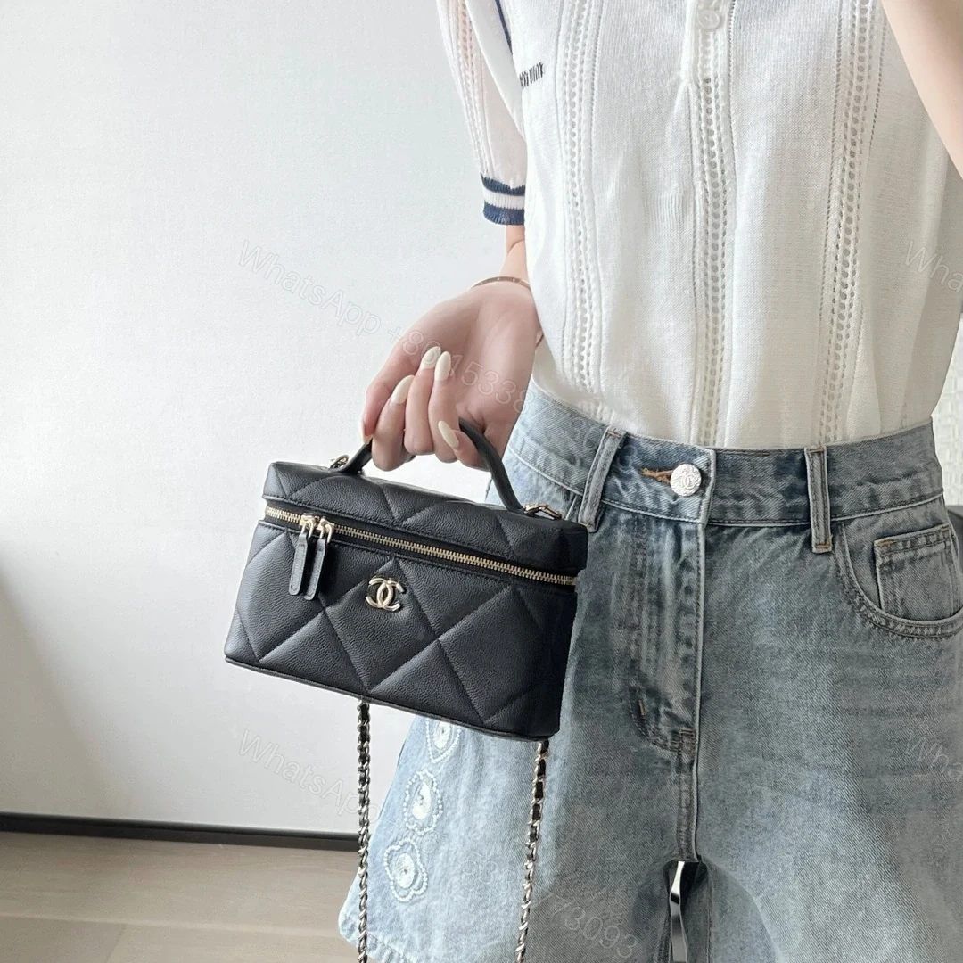 View 23 of 高仿Chanel*25K系列AP4936小牛皮盒子包黑色免檢版