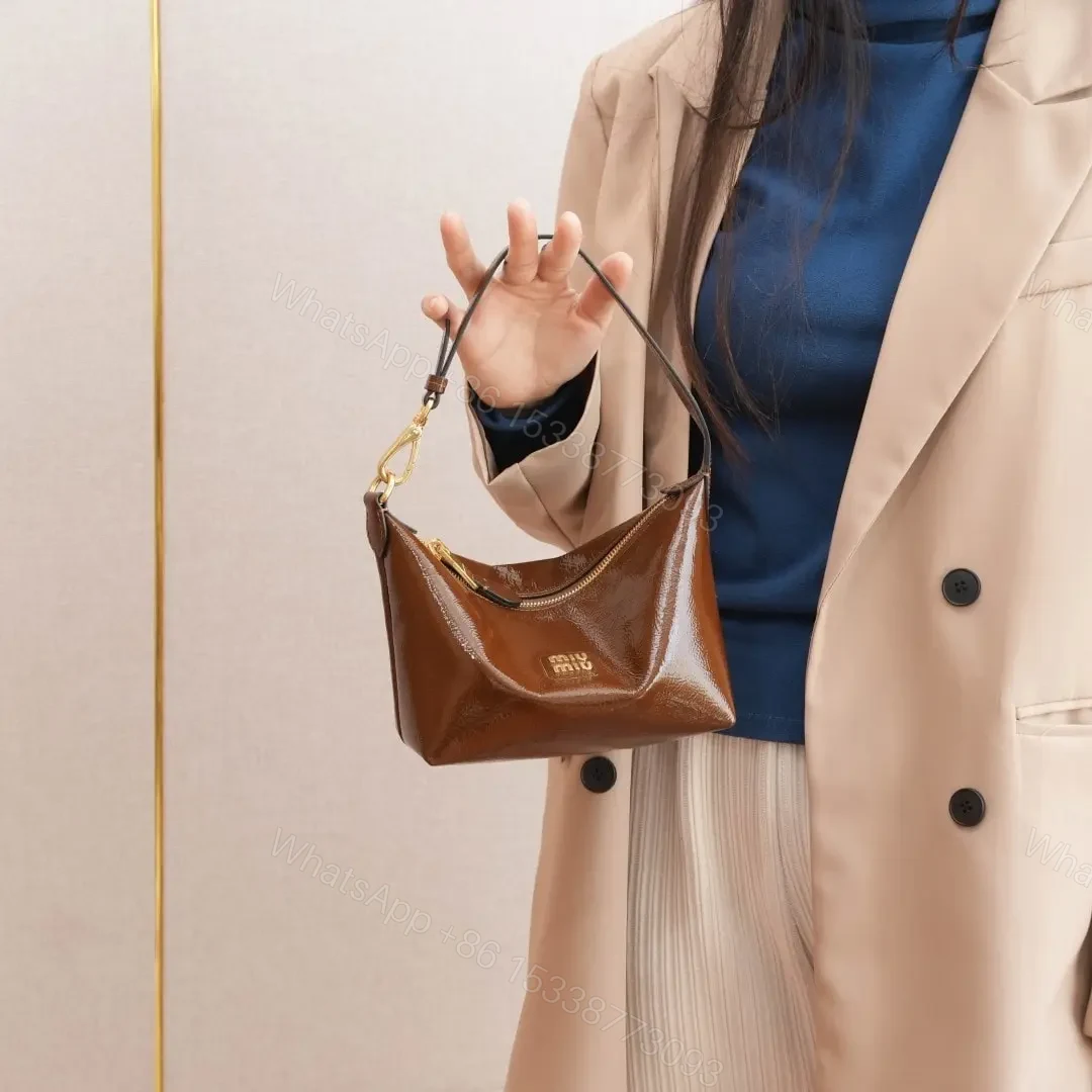 View 15 of 高仿miumiu*Naplak系列5NE841小羊皮飯盒包棕色免檢版