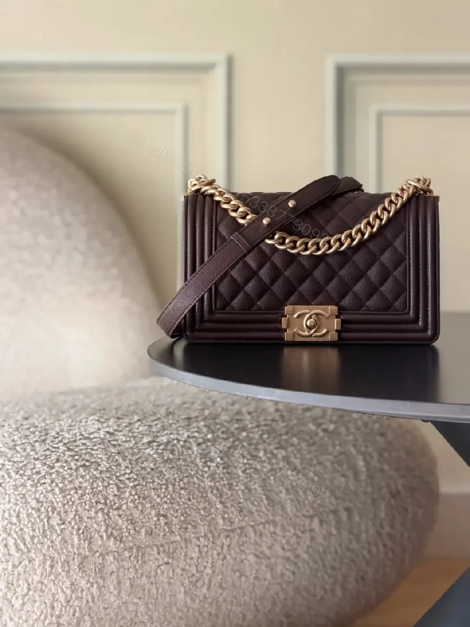 Quilted Leather Shoulder Bag with Chain-Detail Elegance — view 1