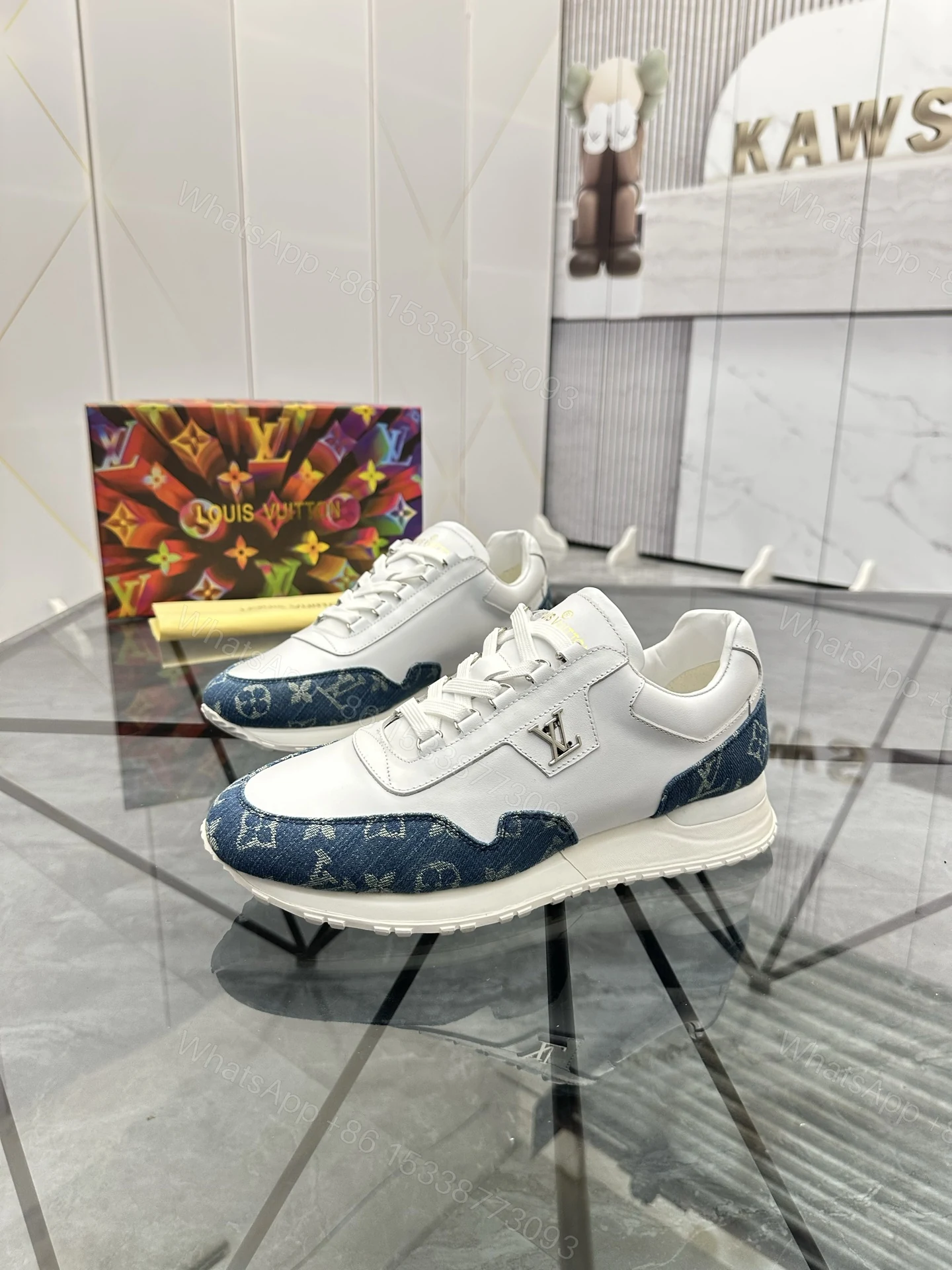 LV 精品仿製白藍拼接運動鞋 男士百搭款 — view 1