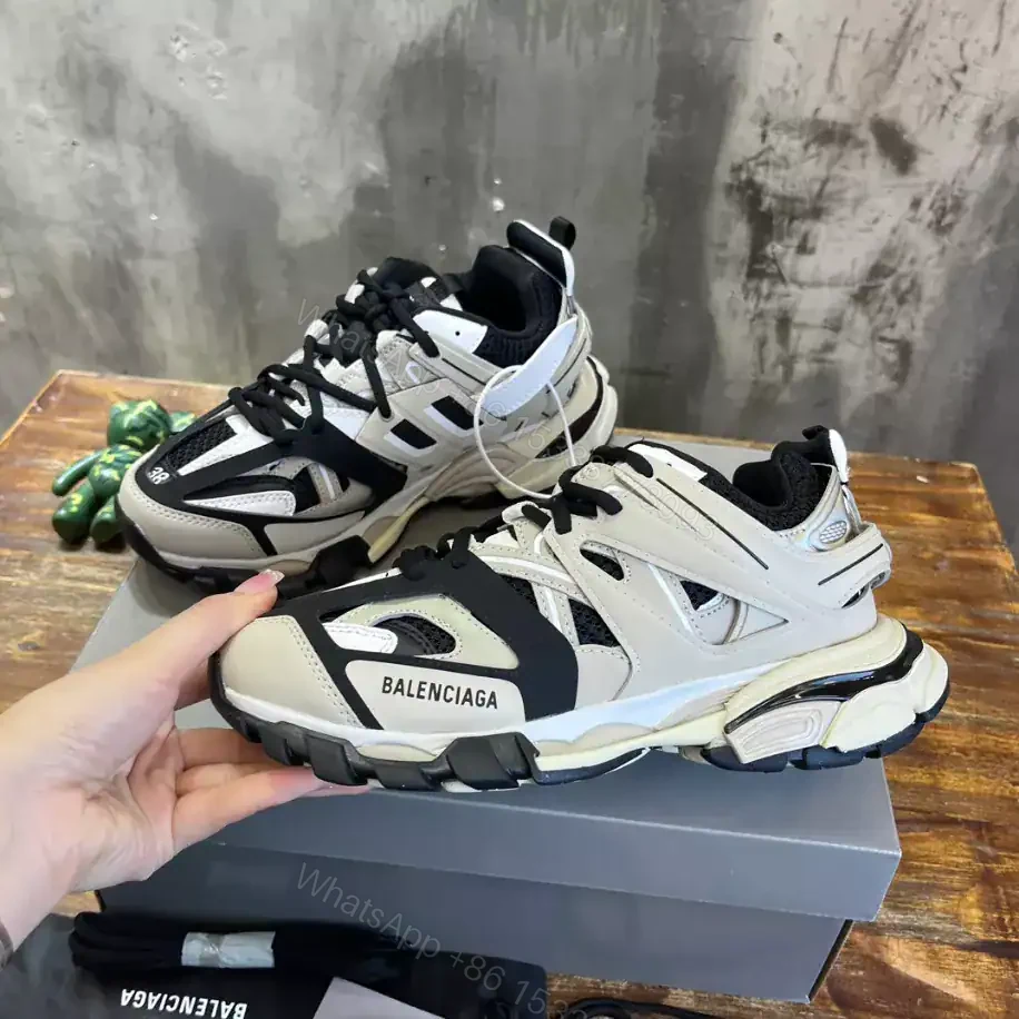 View 2 of BALENCIAGA TRACK SNEAKER – BB254