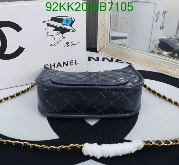 View 15 of Chanel Black Casual Hobo Handbag in Genuine Leather BB1234 – Stunning Design Aesthetics