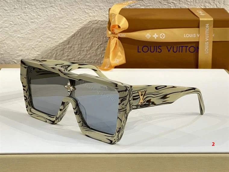 View 8 of LV SUNGLASSES – GLVT30