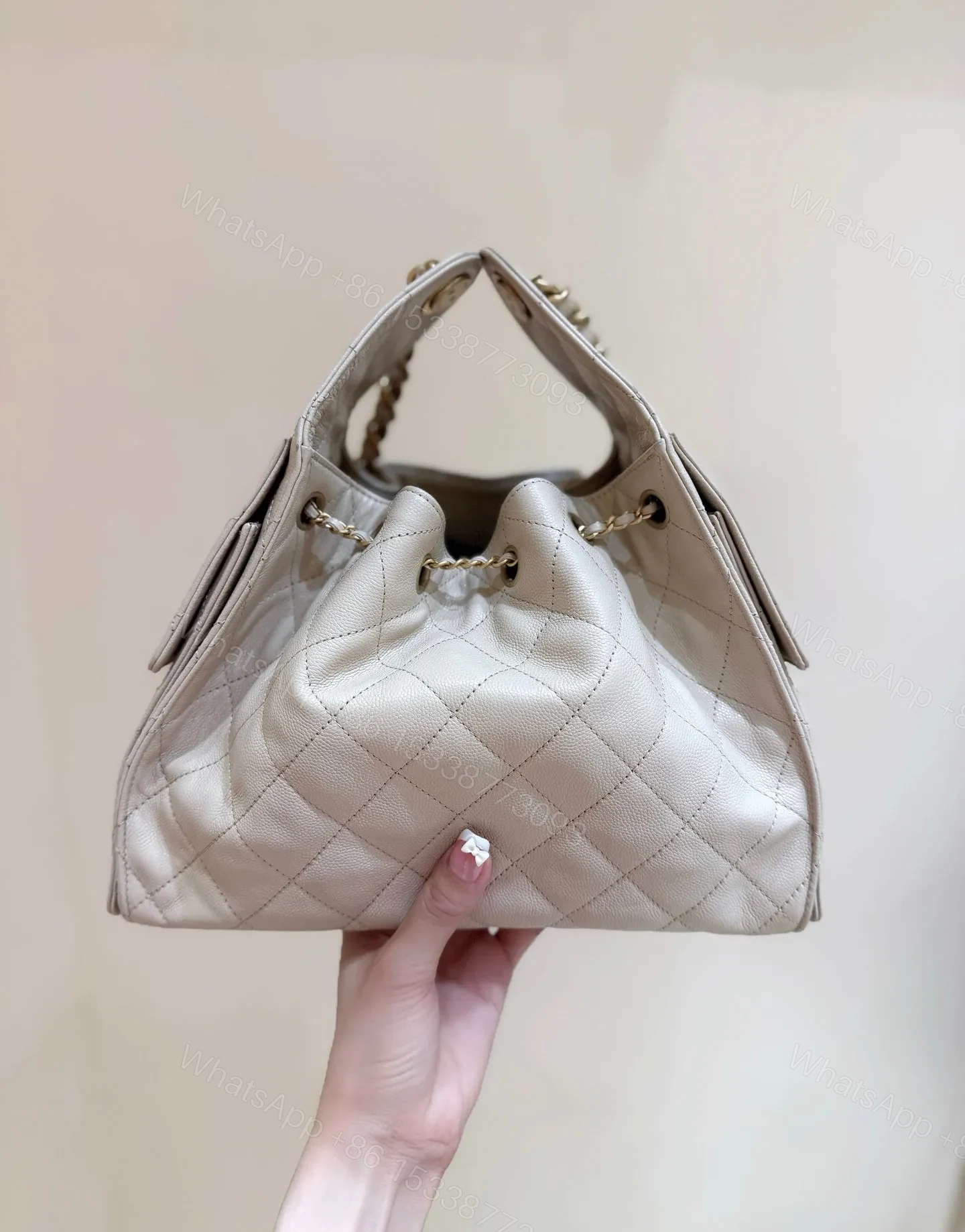 View 5 of CHANEL 25 HANDBAG IN CREAM SMALL GOLD HARDWARE