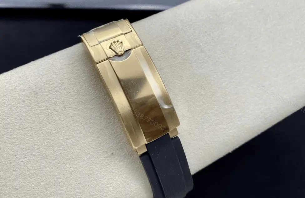 View 9 of Replica Clone Rolex YACHT-MASTER 42 Yellow gold 2022