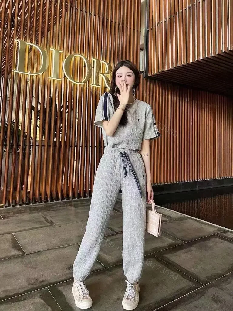 DIOR — view 1