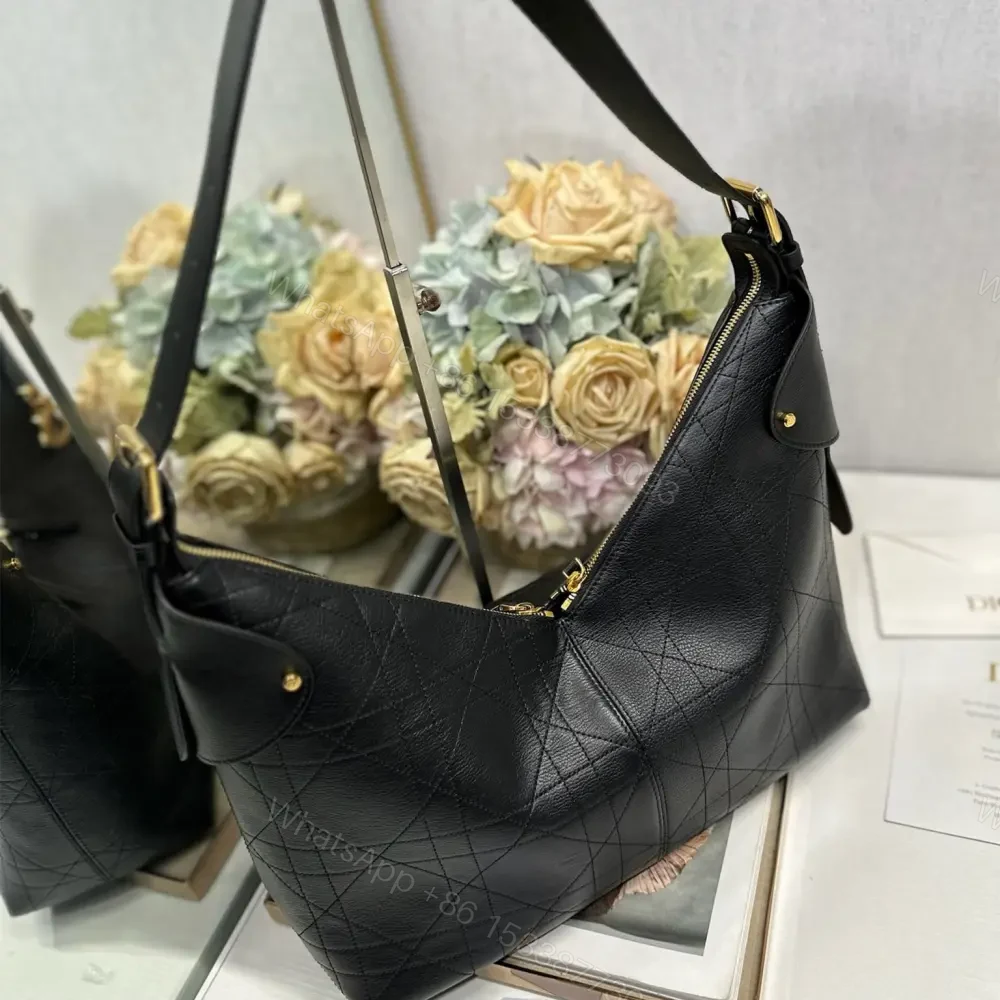 View 3 of 高仿Dior*Voyage系列M284M902小牛皮單肩包大號黑色免檢版