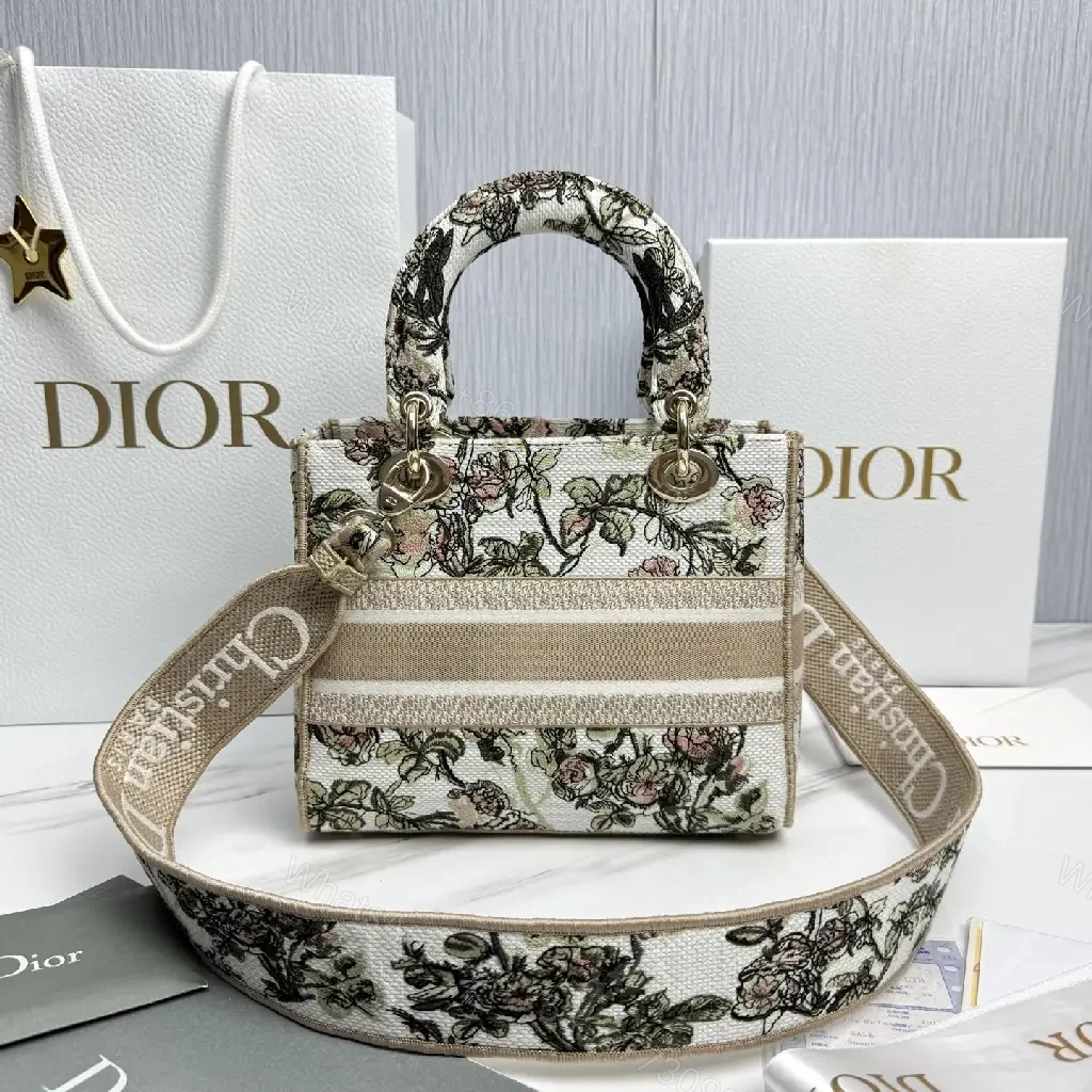 View 8 of Floral Luxe Handbag: Tapestry Texture, Crossbody Elegance