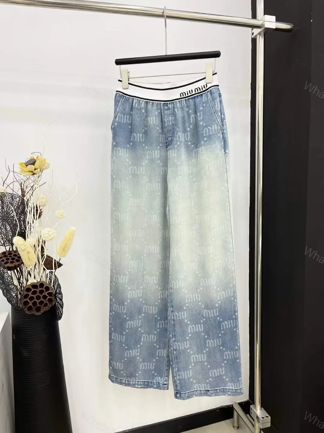 MIU MIU — view 1