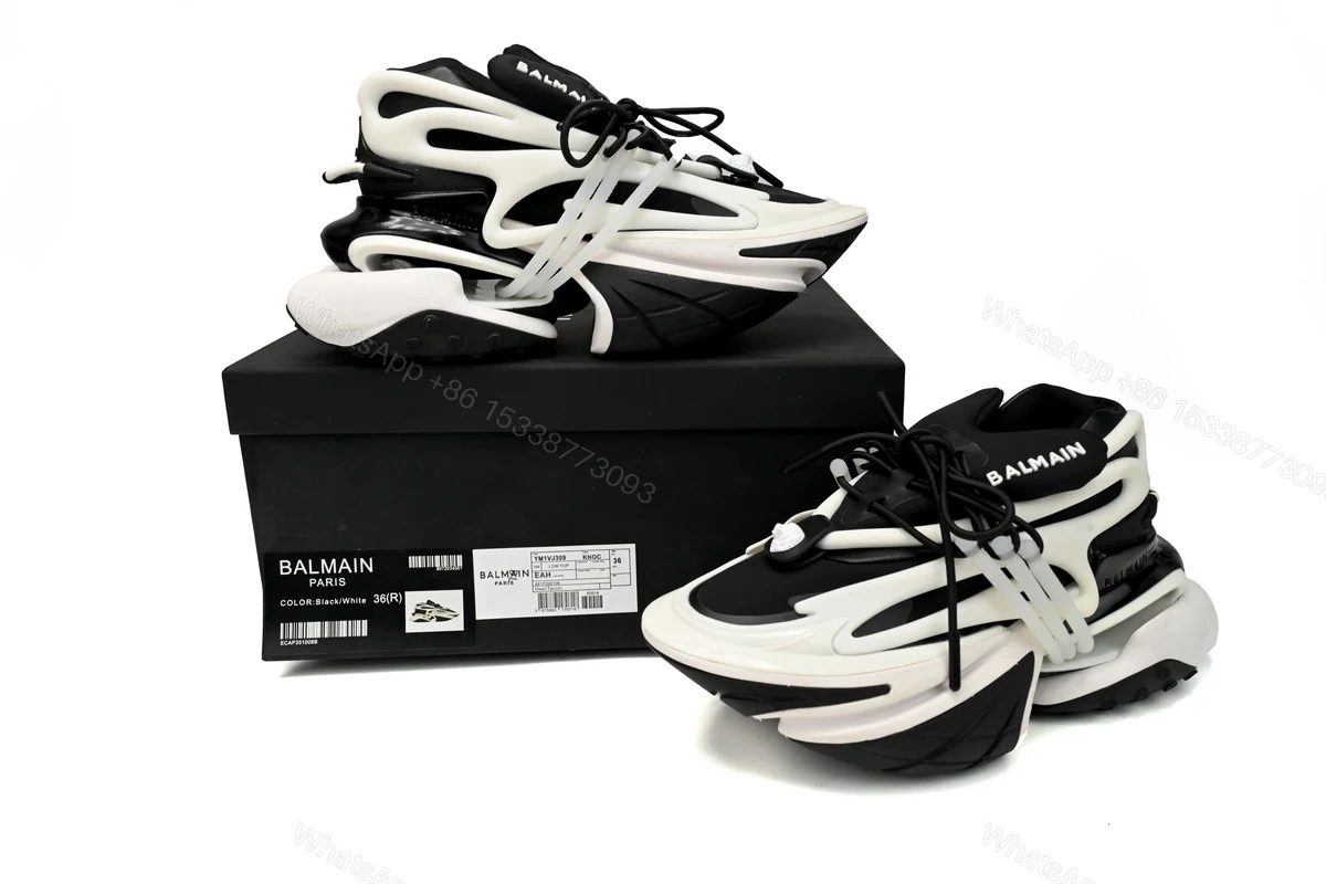 View 2 of BALMAIN Multikolor Buty sportowe Black And White YM1VJ309