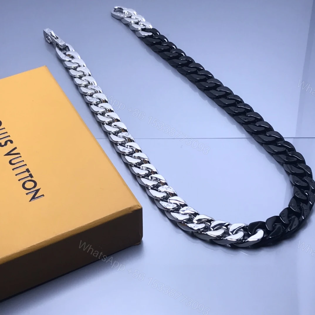 View 4 of EN – Lux LV Necklaces 062