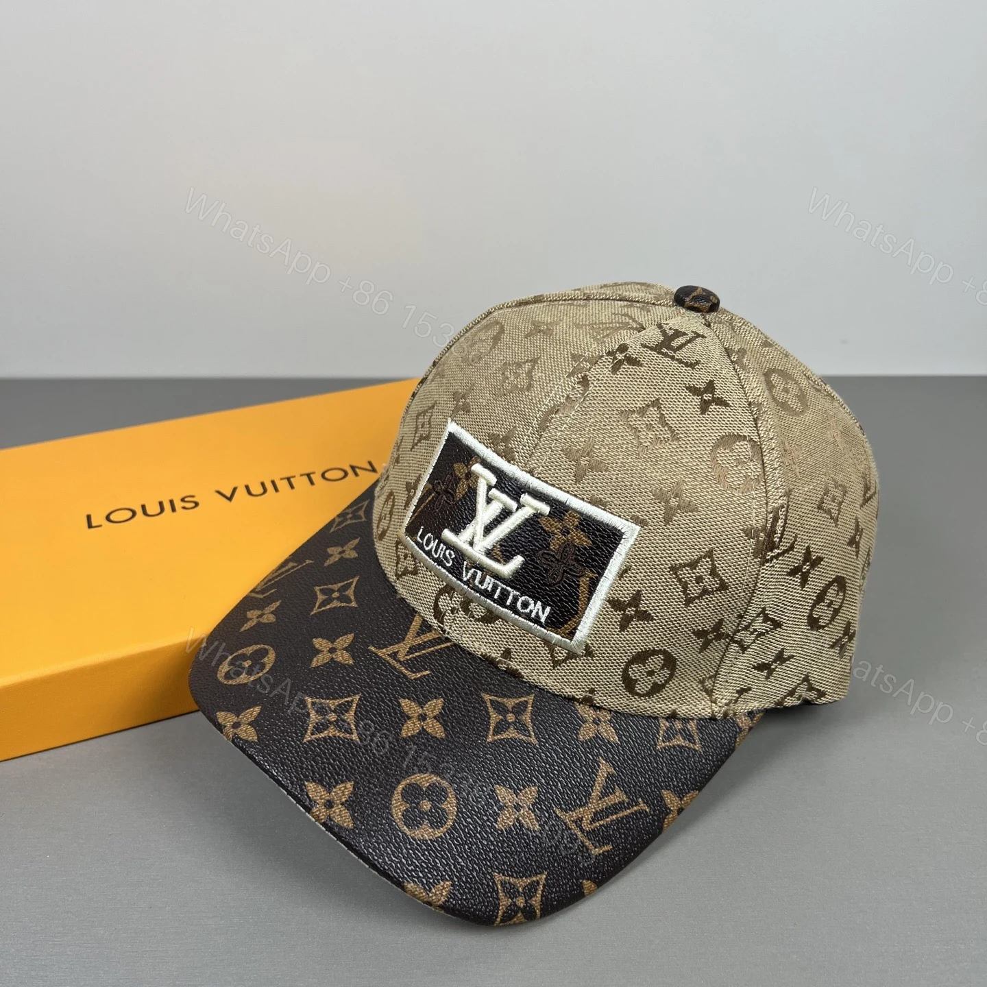 一比一LV老花Logo棒球帽卡其色精品潮流帽 — view 1