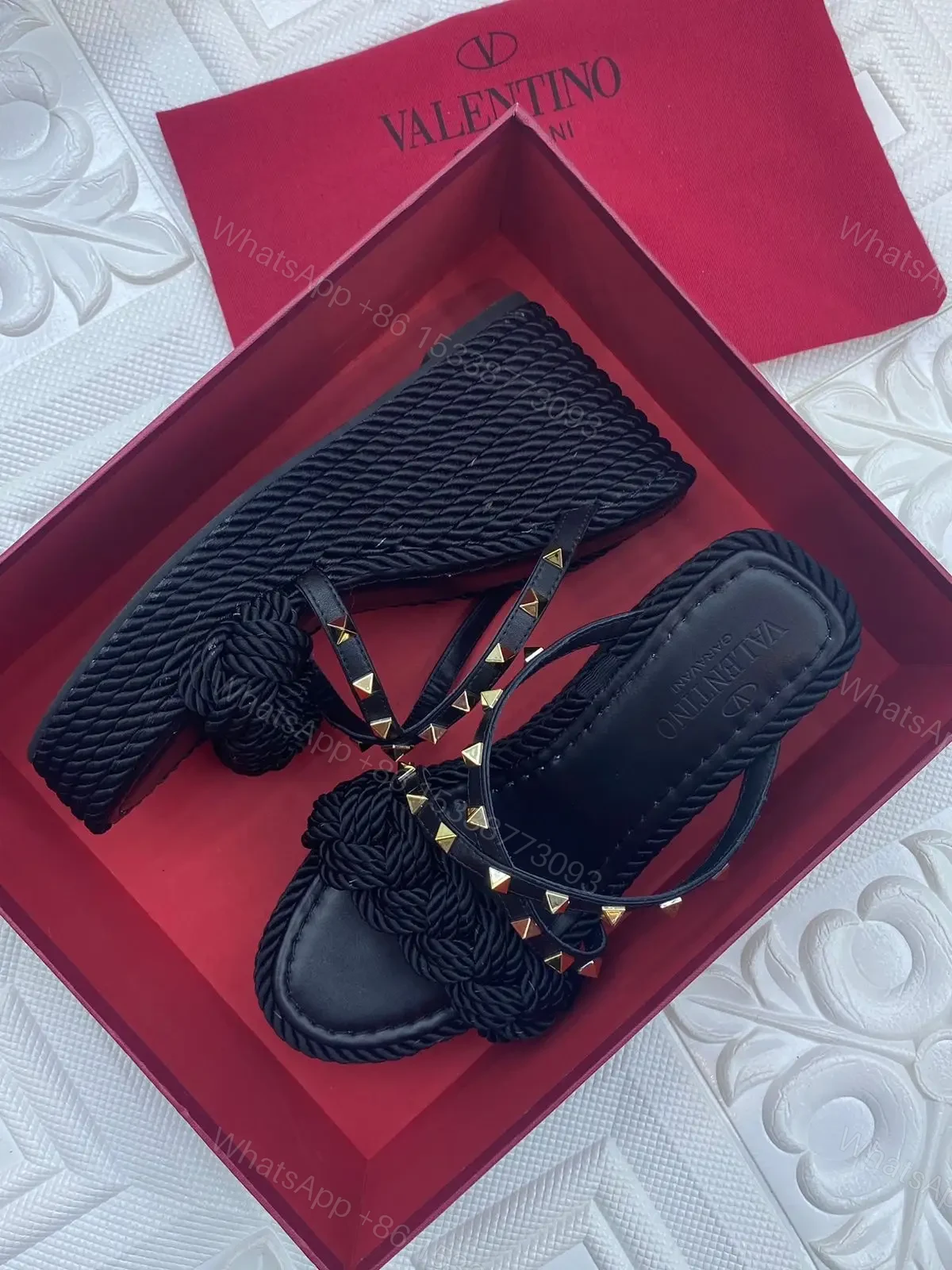 VALENTINO — view 1